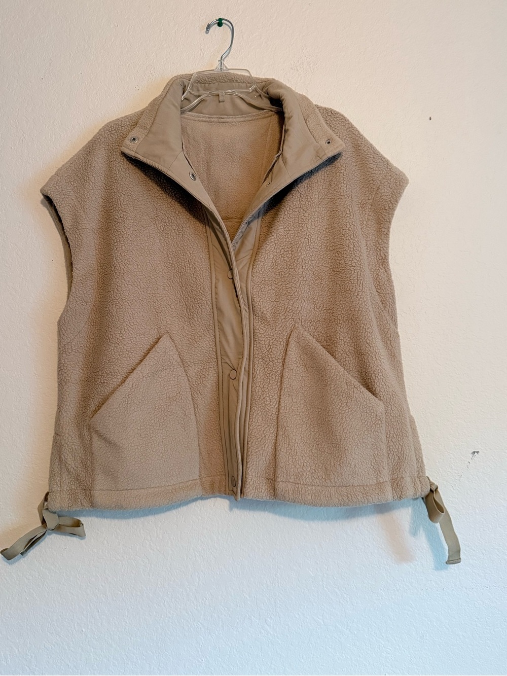 Cozy Taupe Sherpa Vest with Front Pockets - Picture 2 of 7